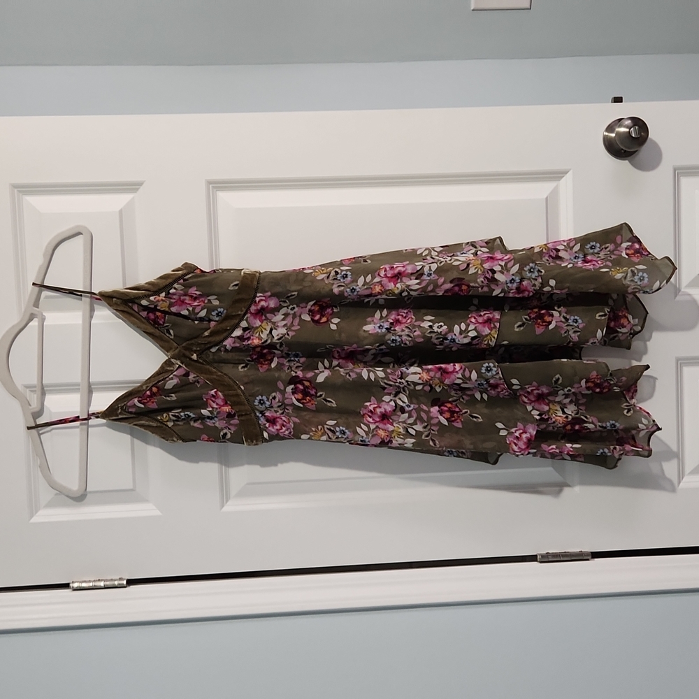 White House Black Market Olive Floral Dress